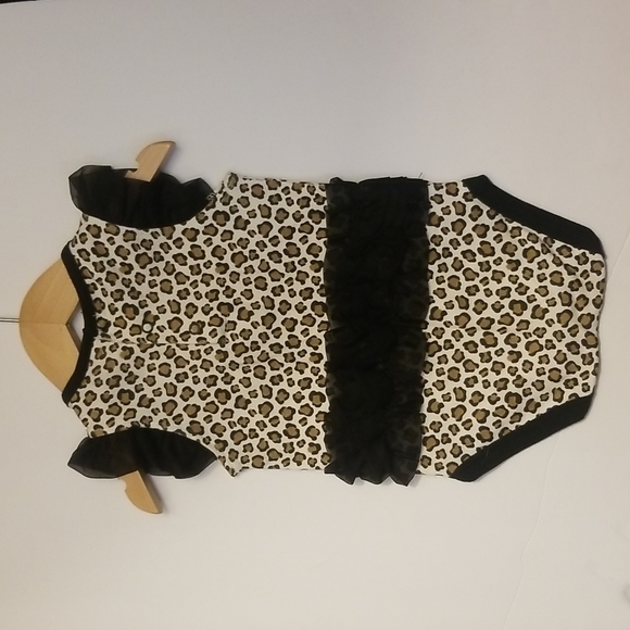KYLE & DEENA leopard ruffled onesie 3-6m - Picture 5 of 7